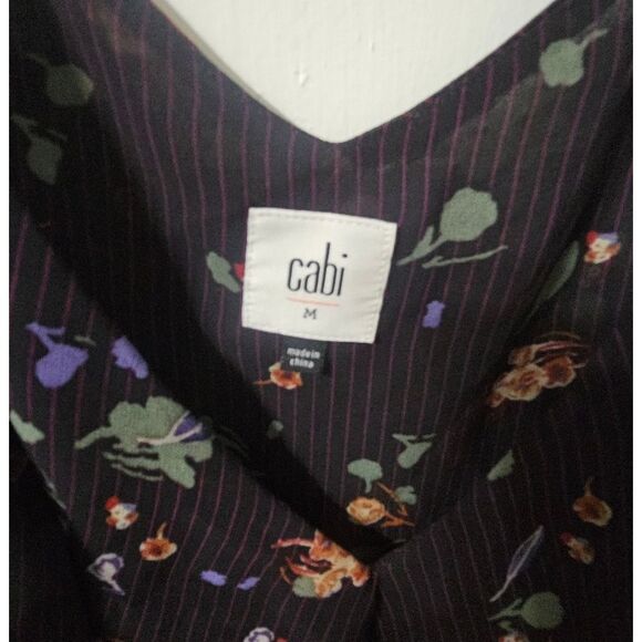 CAbi navy blue floral pinstripe ruffle blouse tank size medium - Picture 4 of 6